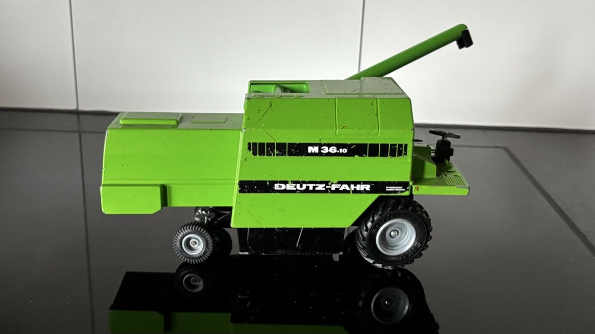 Siku Modellini d'auto: Jouet – Usato da Delémont venduto da vcx
