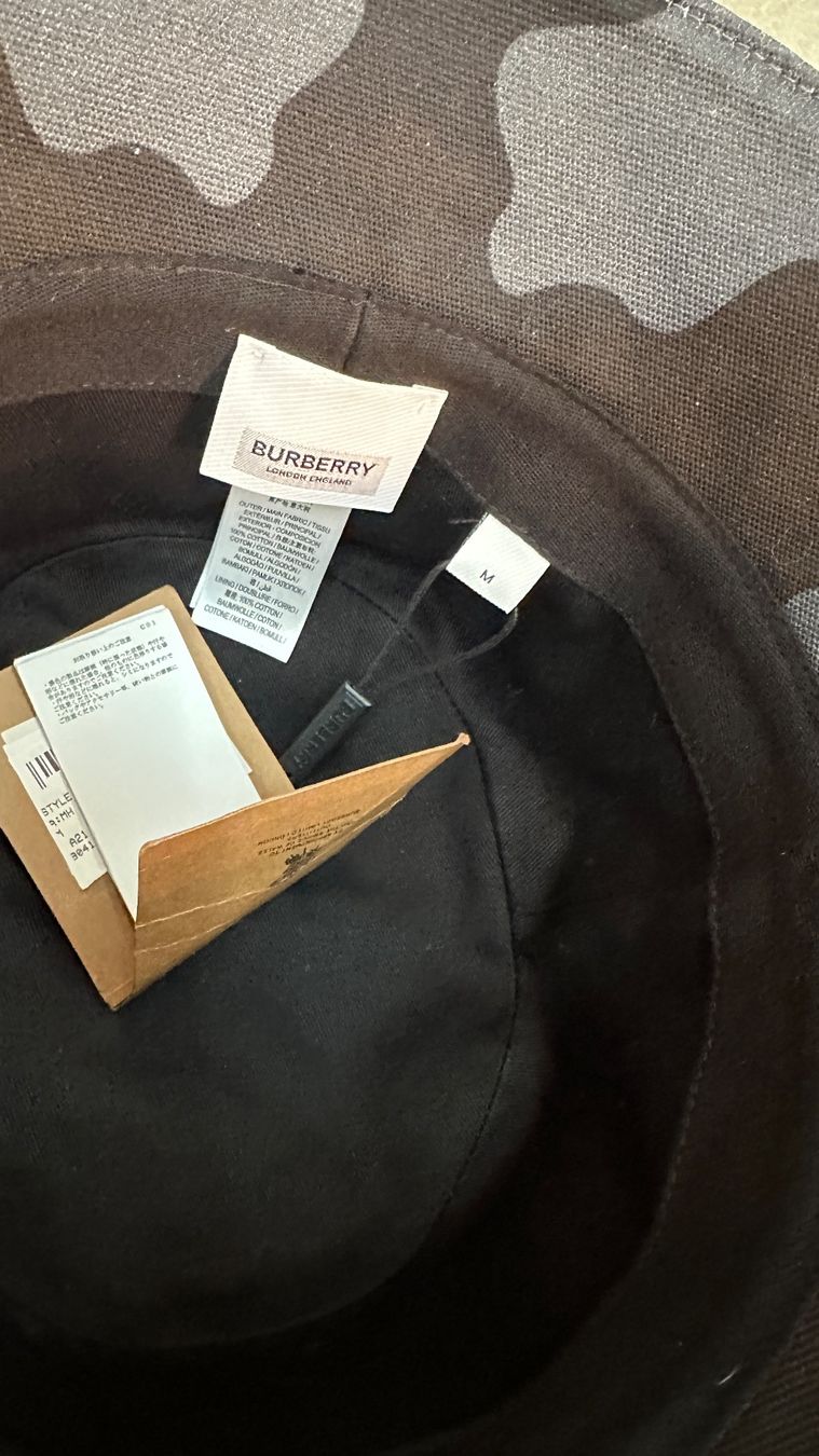 Burberry Copricapi, berretti & cappellini: Burberry Hut 🎩 – Nuovo e nell'imballaggio originale da Lachen SZ venduto da HelvetiaLuxury 8