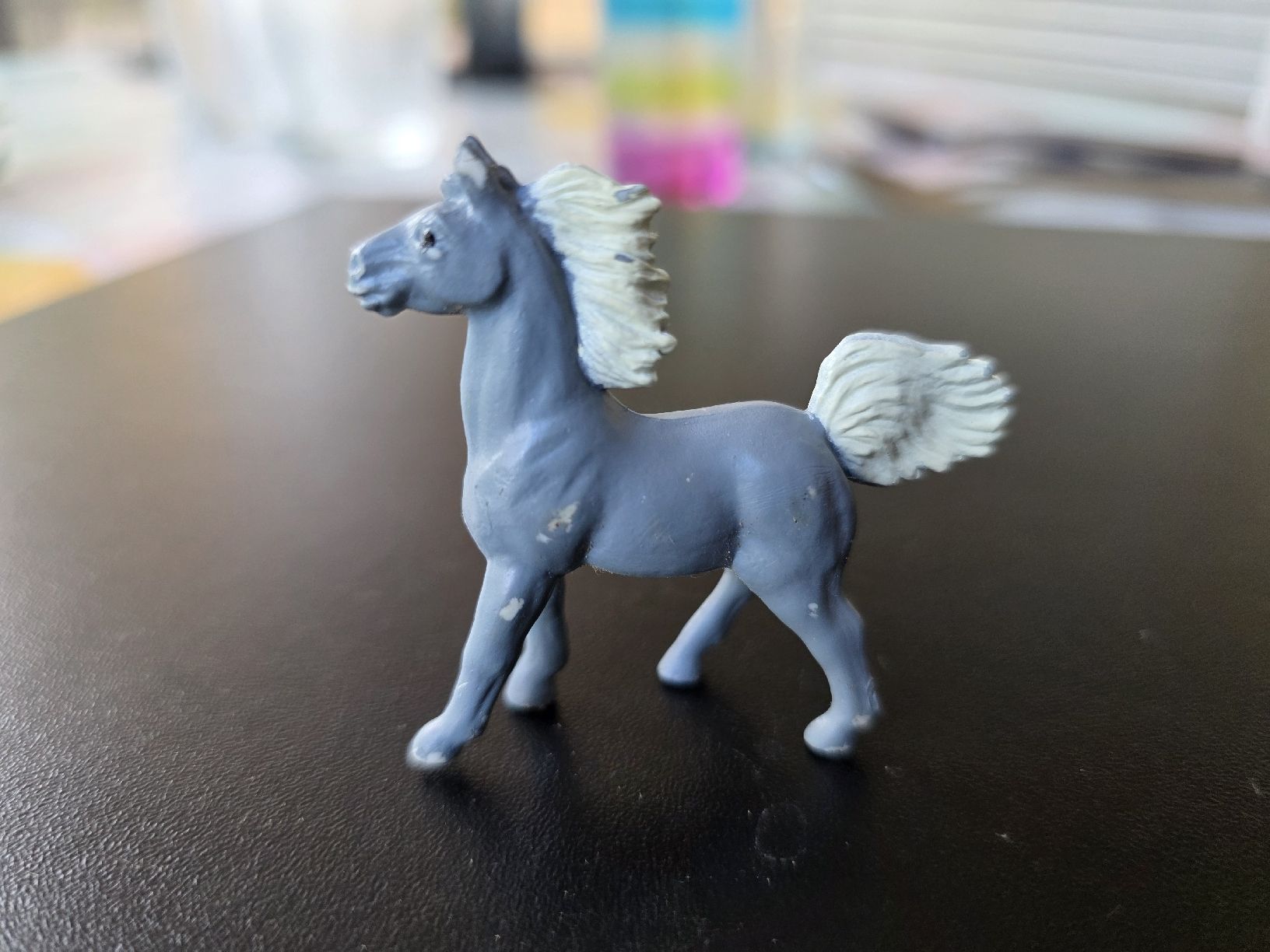 Statuette: Mini Spielzeugpferd – Usato da Liestal venduto da Gitterli01 1