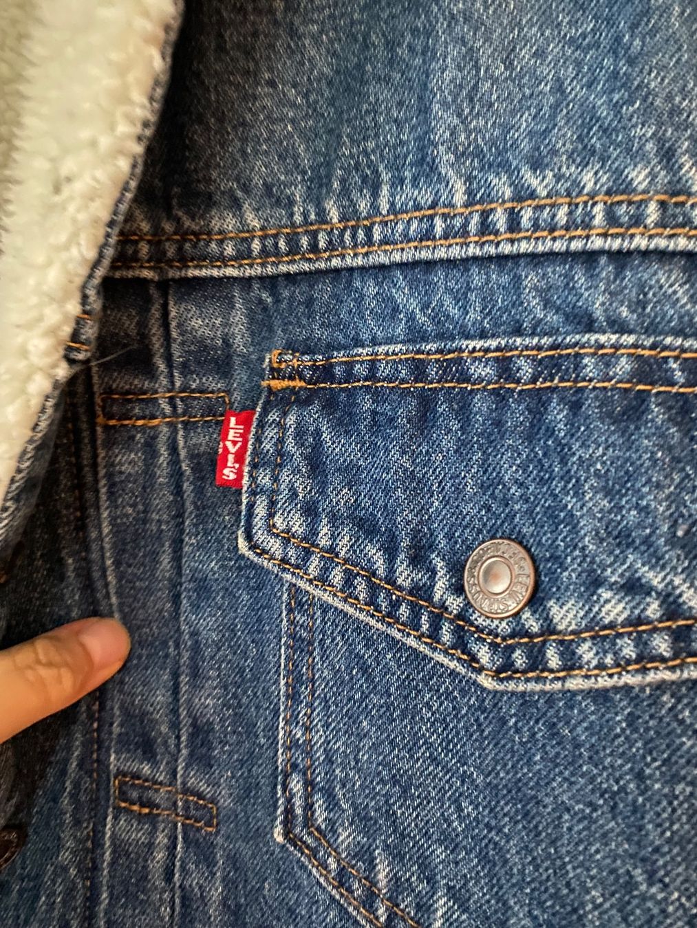 Levi's Giacche: Levi's Jeansjacke mit Teddyfutter, Gr. S – Usato da Ostermundigen venduto da TianaTiara 2