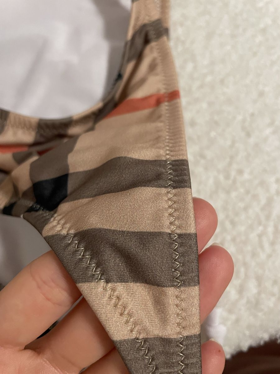 Burberry Maillots de bain & Bikinis: Burberry ähnlich Bikini S  – D'occasion à St. Gallen par web_r57v 3