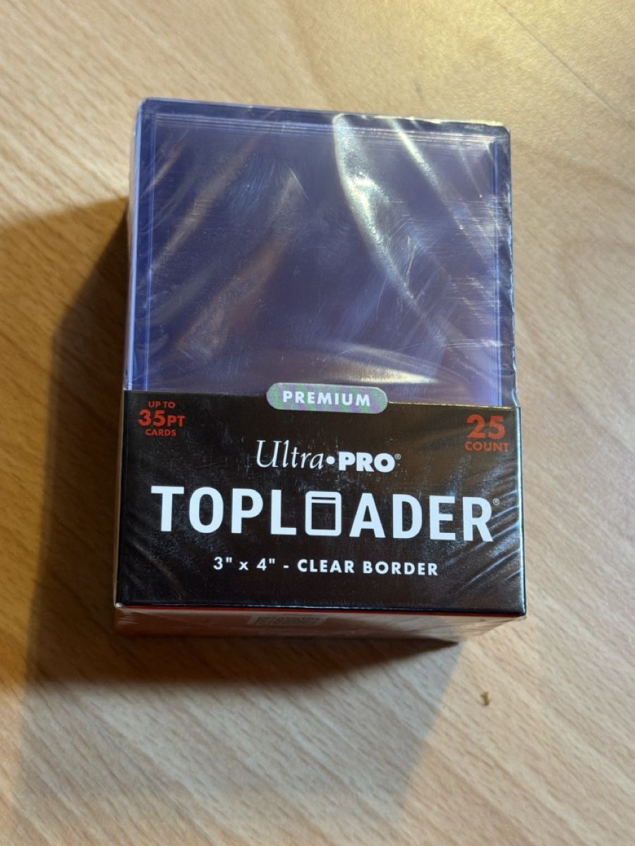 Pokémon Carte collezionabili: Ultra Pro - Protèges Cartes Premium Toploader 3'' x 4'' – Nuovo e nell'imballaggio originale da Conthey venduto da Vswissplugs.com 1