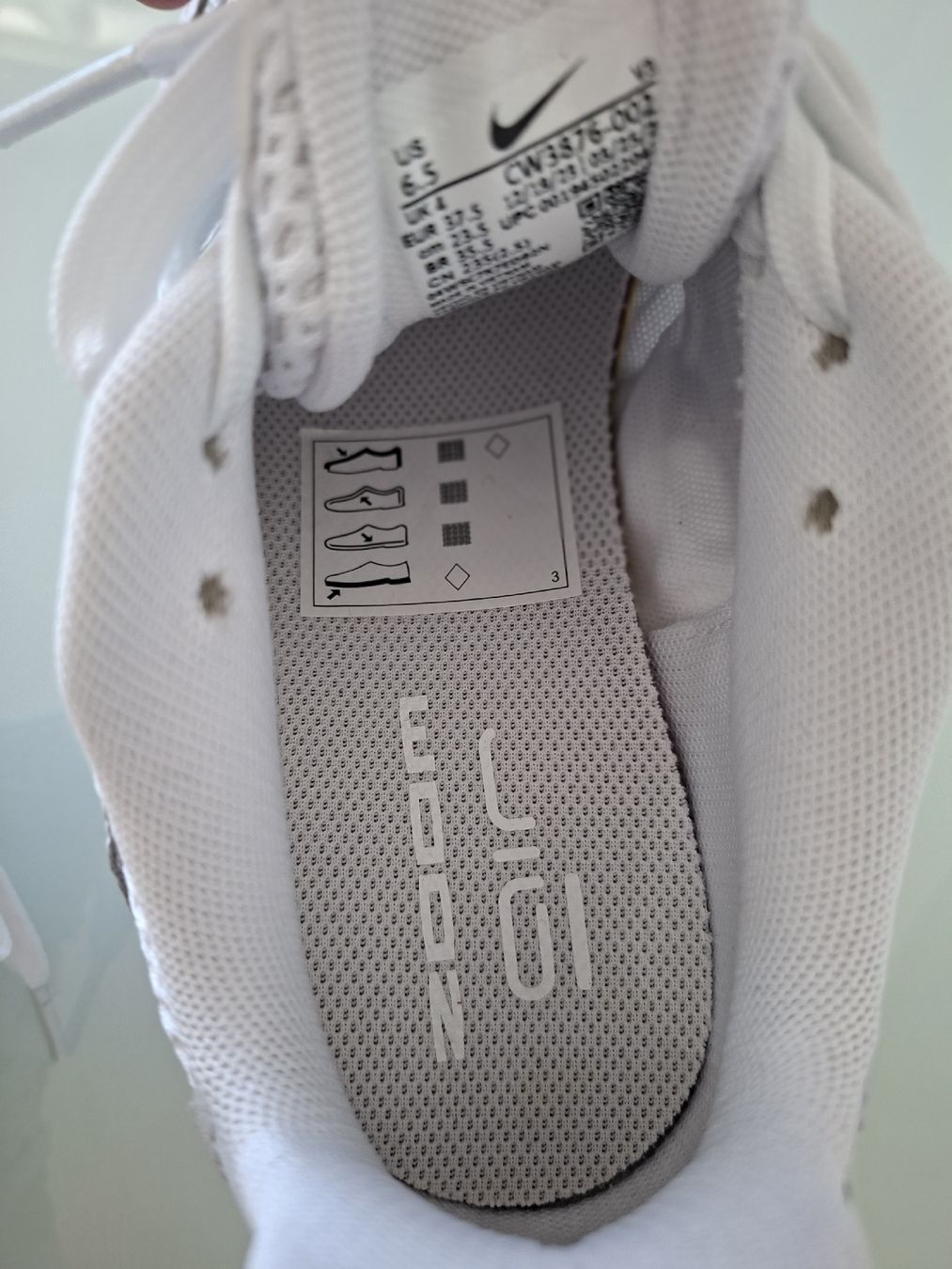 Nike Damenschuhe: Nike Air Zoom, blanche, pointure 37.5, – Gebraucht aus Renens VD von ser_j2fn 6