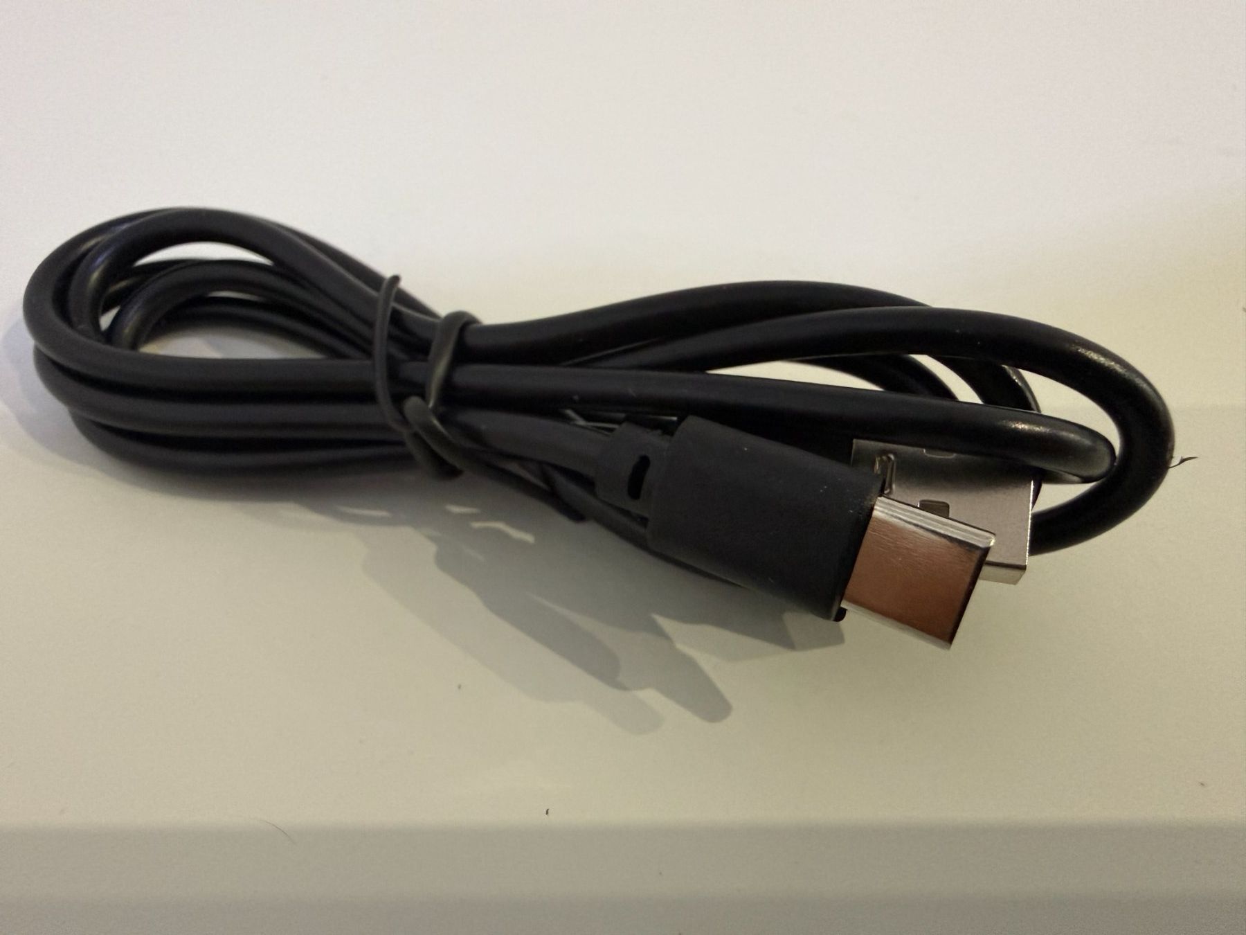 Câbles: USB-Kabel, USB Typ C auf USB Typ A, Länge 1m, Fabrikneu – Neuf avec emballage d'origine à Unterengstringen par Tnovus 4