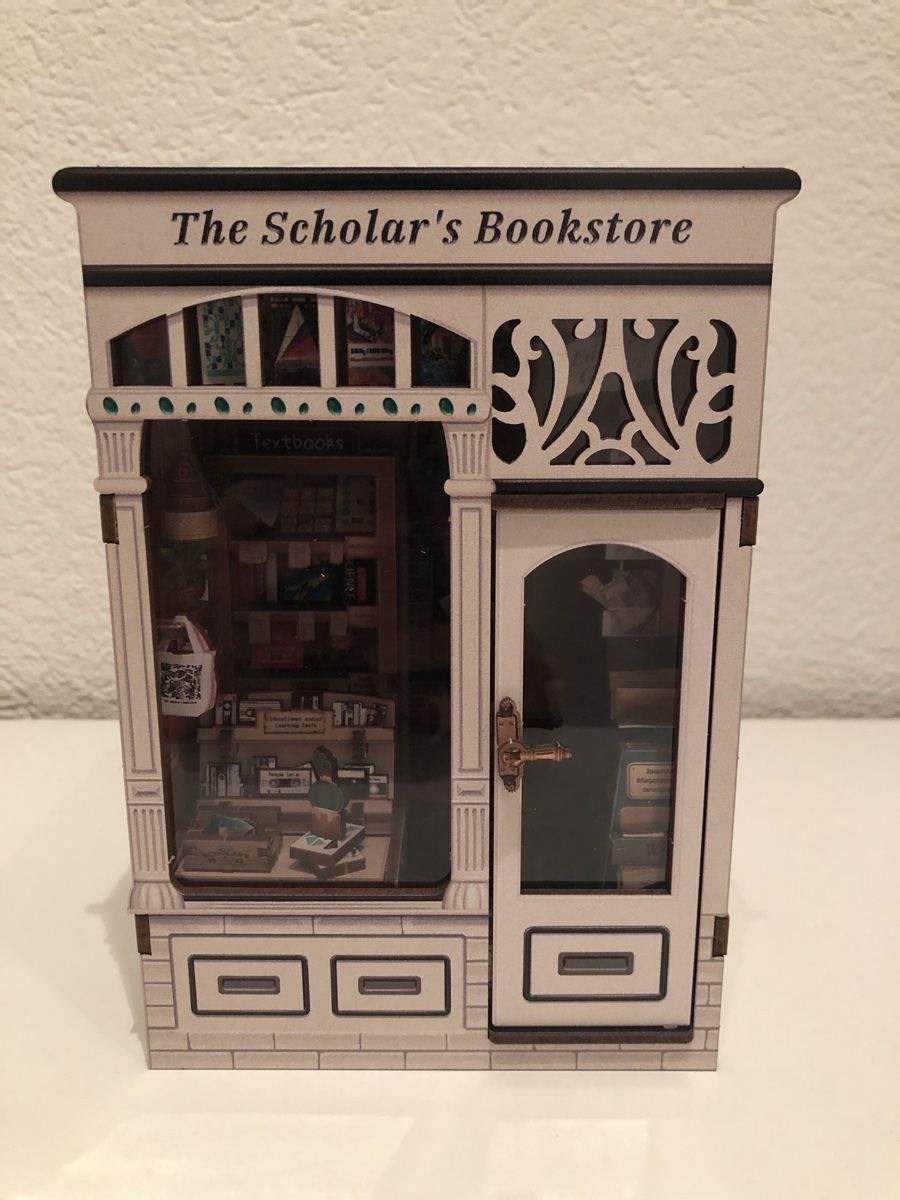 Tutte le decorazioni: The Scholar's Bookstore - Book Nook – Usato da Zollikofen venduto da DelNero 6