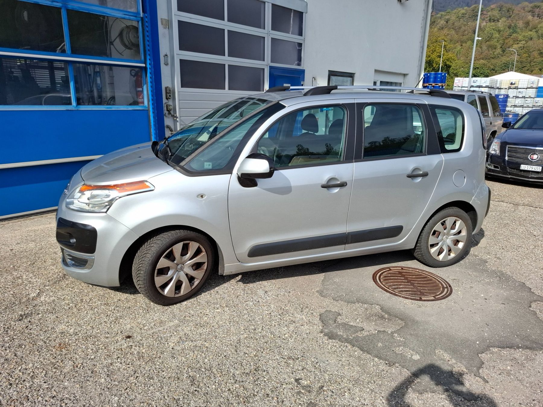 Citroën Autos: C3 Picasso mit Hagelschaden – Defekt aus Wangen b. Olten von spyro10