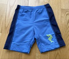 Short de bain garçon, taille 98/104, motif requin 🦈 