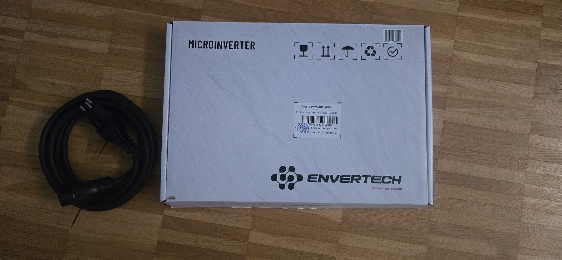 Convertitori: Microinverter Envertech EVT600B neu/originalverpackt – Nuovo (secondo la descrizione) da Seuzach venduto da Verano_2026