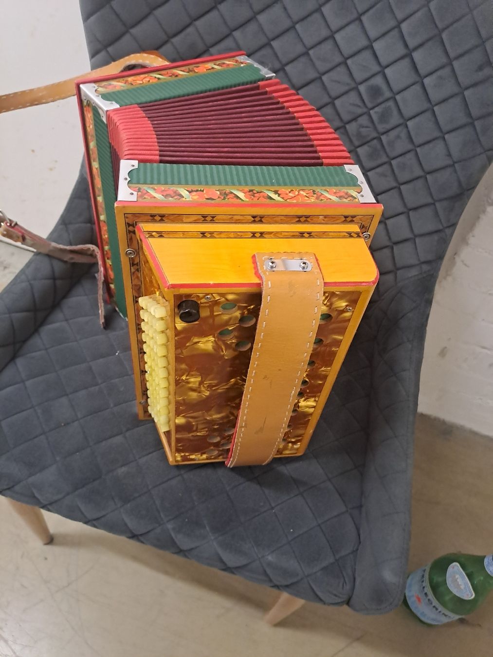 Strumenti musicali: schwyzerorgeli chromatisch – Usato da Villeneuve venduto da BibiVintage 6