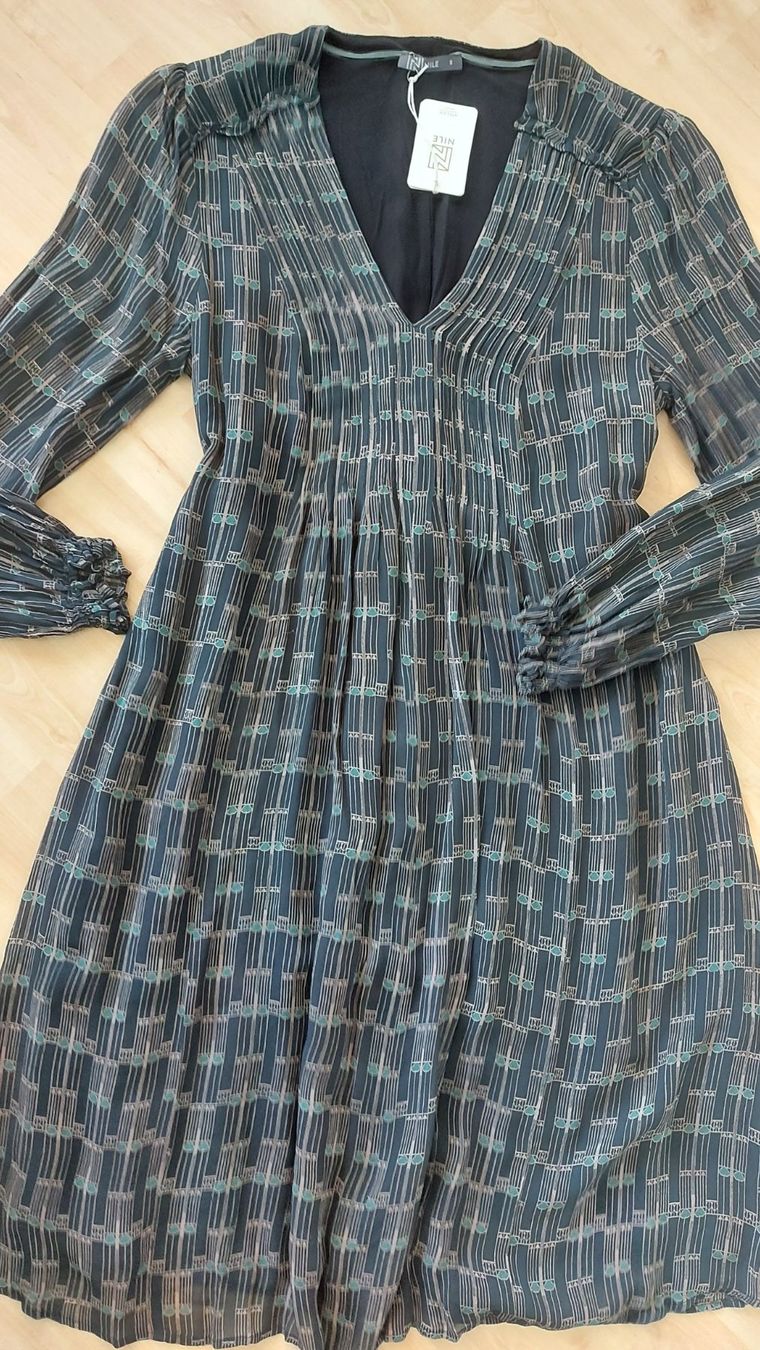 Nile Vestiti: Nile Kleid gr,S – Nuovo (secondo la descrizione) da langenthal venduto da rundholz7 6