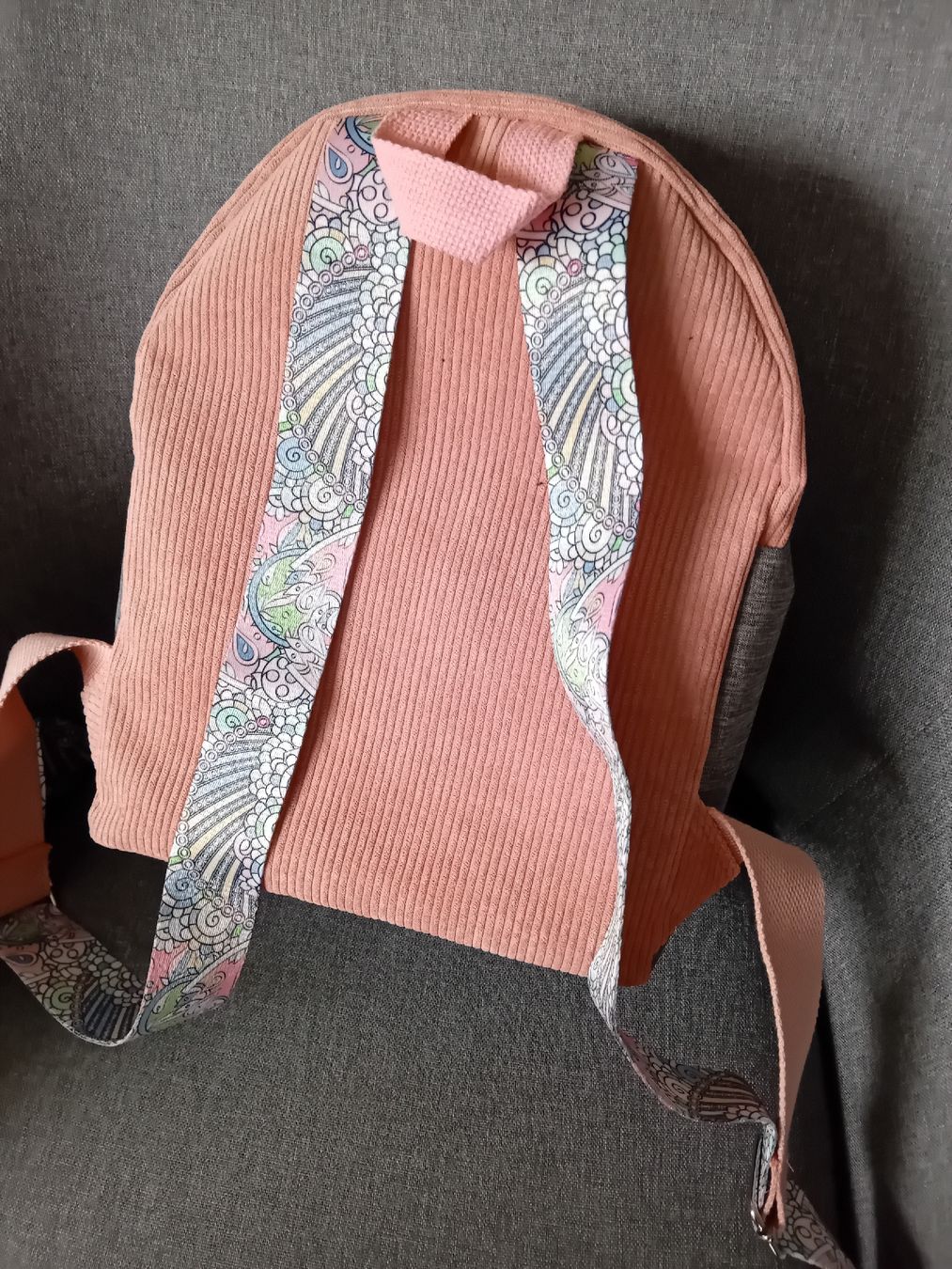 Zaini: Neuwertiger, Cord Rucksack,handarbeit – Nuovo (secondo la descrizione) da Burgdorf venduto da carodesign1 1