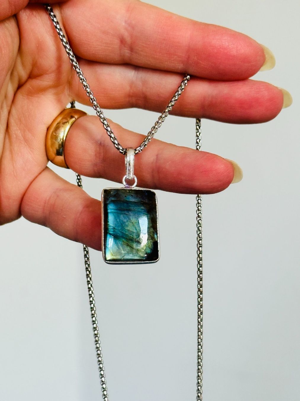 Catenine: Labradorite Gemstone Handmade Jewelry necklace – Nuovo e nell'imballaggio originale da Genève venduto da AGBERG 2