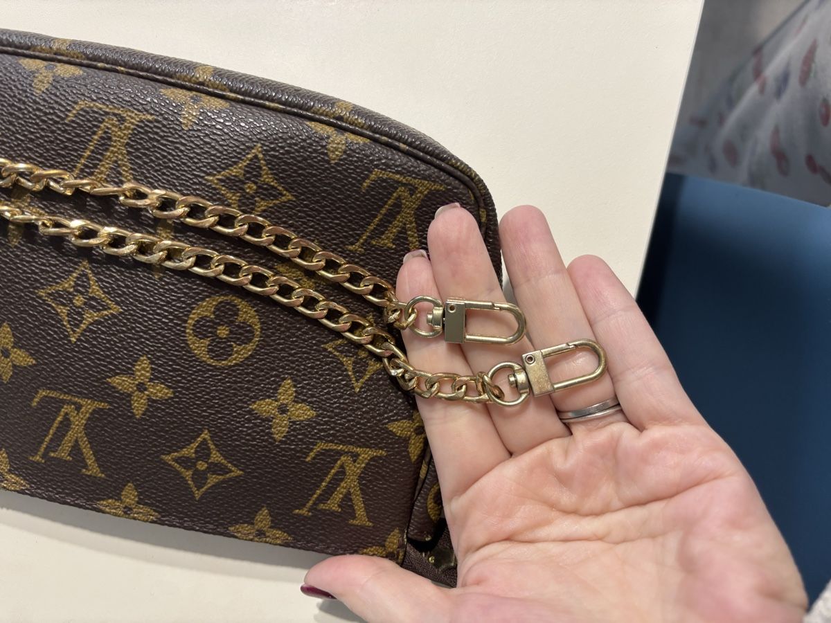 Louis Vuitton Taschen für Damen: Louis Vuitton Pochette  – Gebraucht aus Höri von Celine.11 7