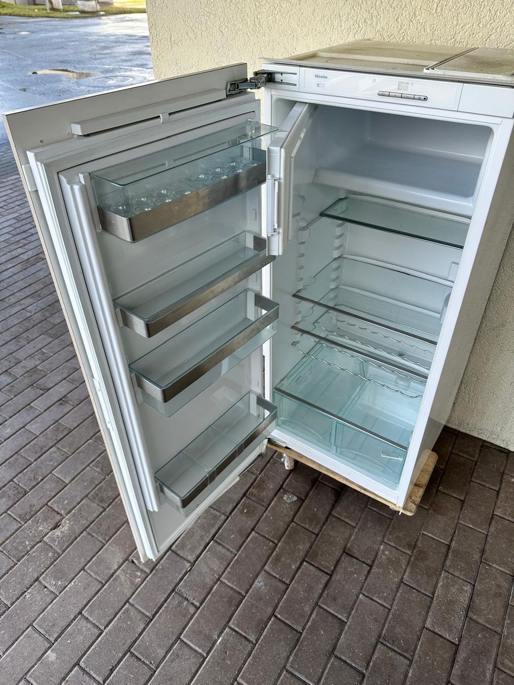 Miele Frigoriferi: Kühlschrank Einbaukühlschrank Miele – Usato da Spreitenbach venduto da Space_X 8