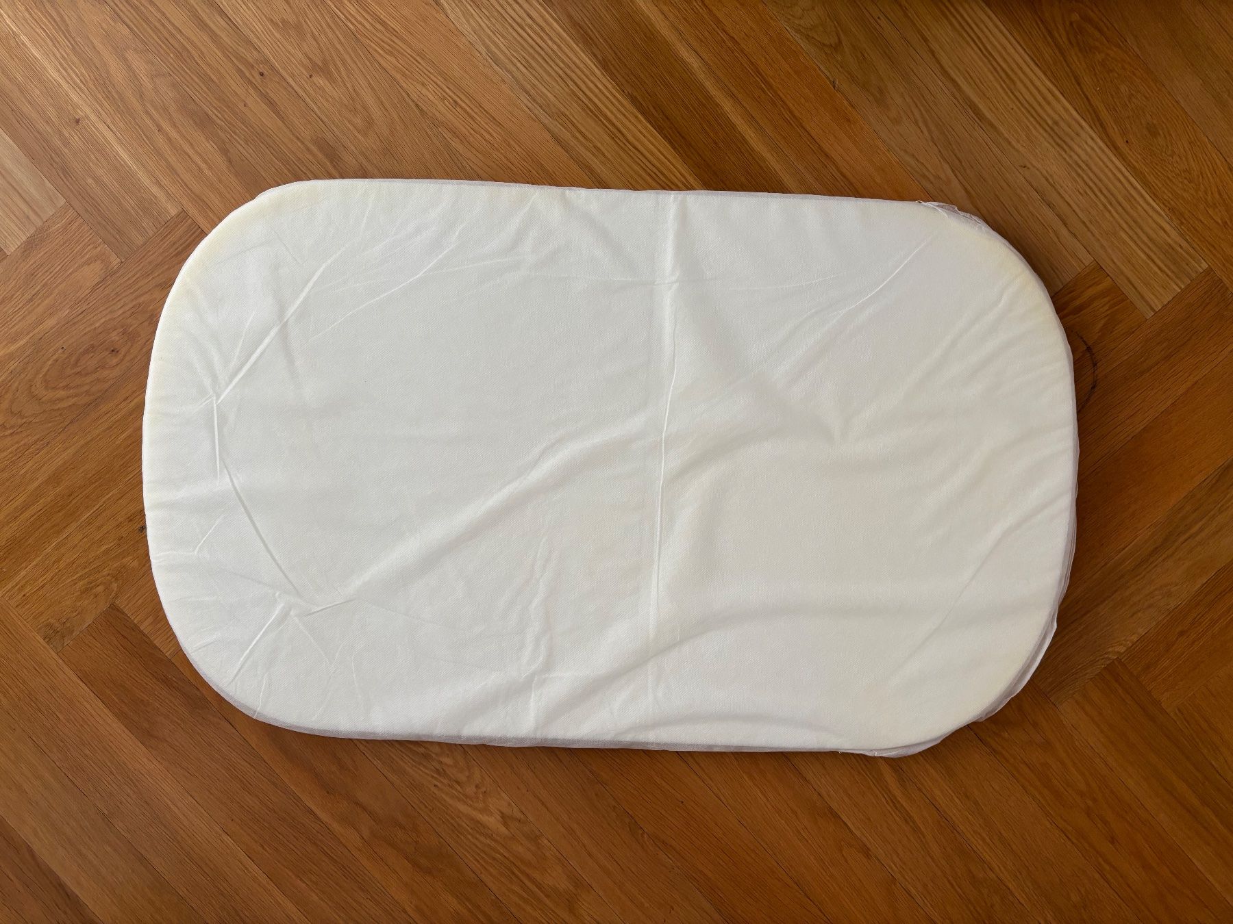 Maxi-Cosi Letti: Maxi Cosi Bassinet Iora Beistellbett Beyond Graphite & sheet – Usato da Zürich venduto da nao_pjh8 9