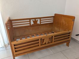 Lit vintage en bois 70 × 140 cm – Évolutif