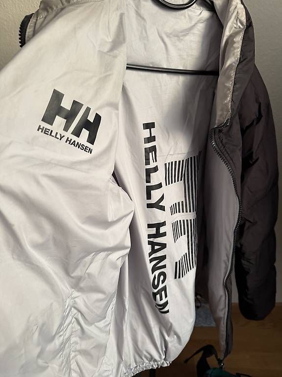 Giacche: Helly Hansen Winterjacke XL reverse – Usato da Basel venduto da momo.st 2