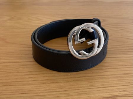 Gucci Gürtel aus Leder mit GG Schnalle