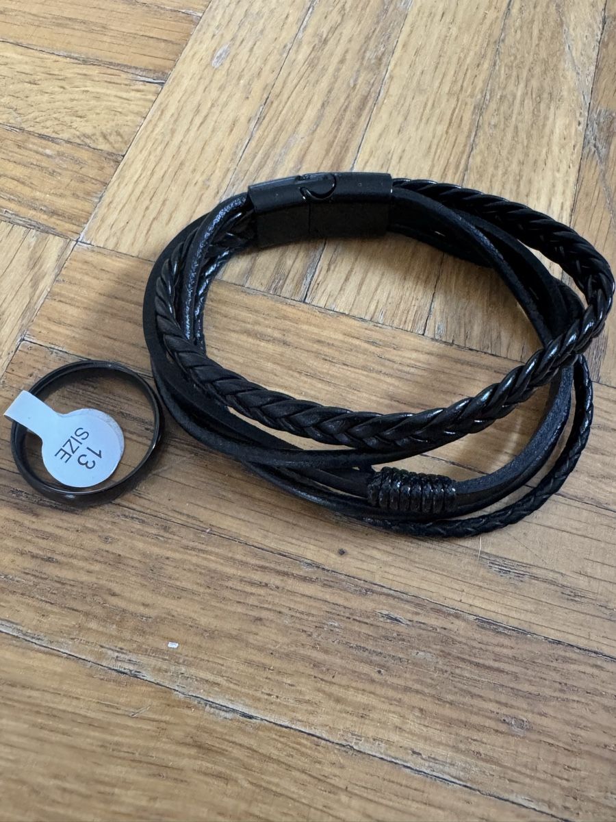 Bracciali & Braccialetti: Bracelet and Ring - Men - Jewlery – Usato da Adliswil venduto da synsolus