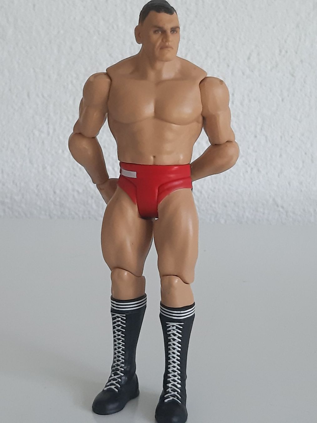 WWE Statuette: WWE Basic Series Figure - Gunther 2022 – Usato da Buchs SG venduto da Bray_Law