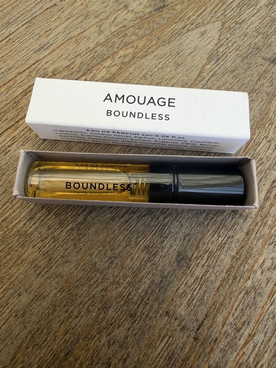 Amouage Profumi & Eau de Toilette: Amouage Boundless 2ml Original Duftprobe – Nuovo (secondo la descrizione) da Meierskappel venduto da Philium 1