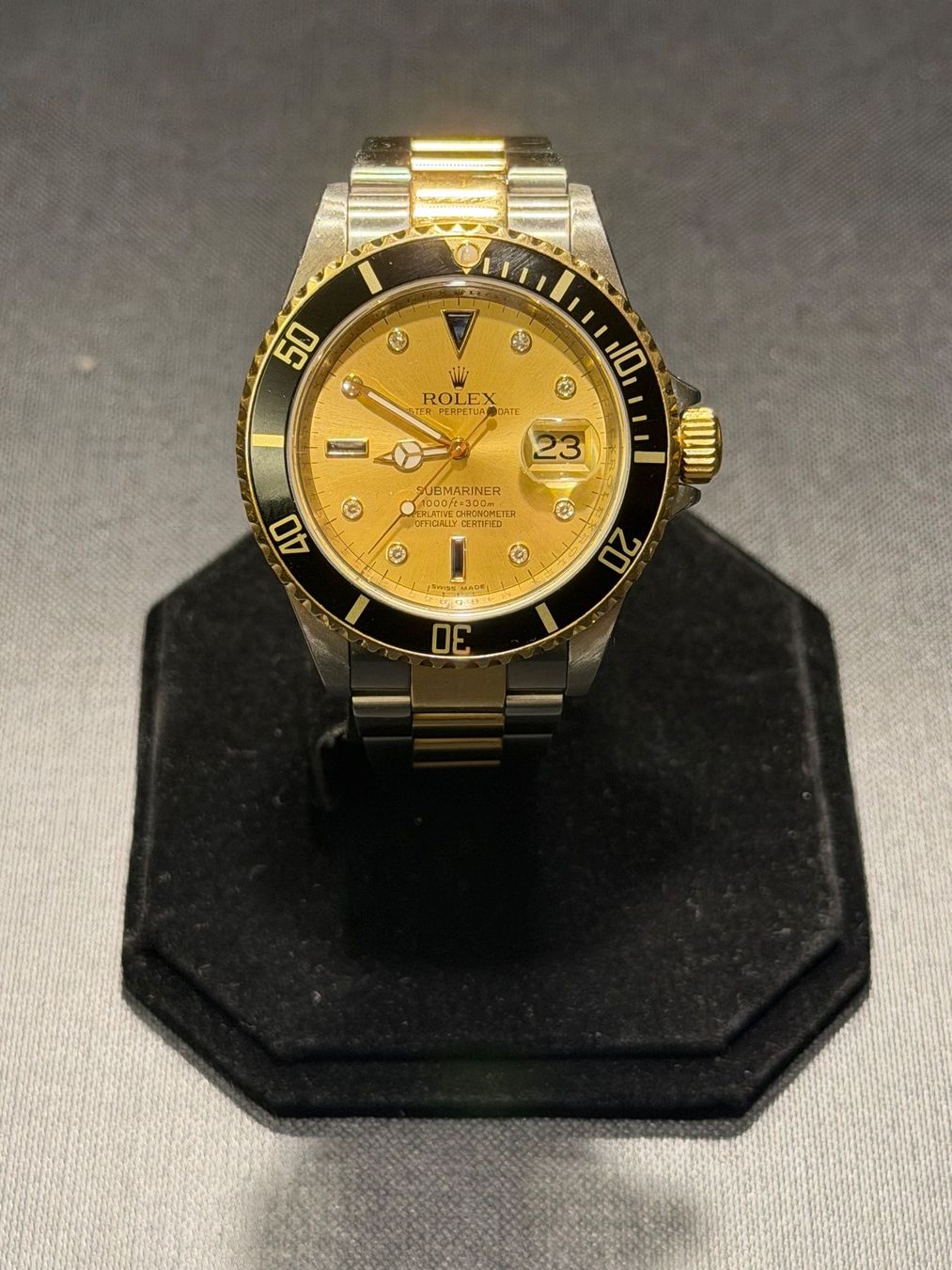 Rolex Orologi: ROLEX - SUBMARINER DATE - SERTI DIAL (SULTAN) – Usato da Baden venduto da Gilani_Lux_AG