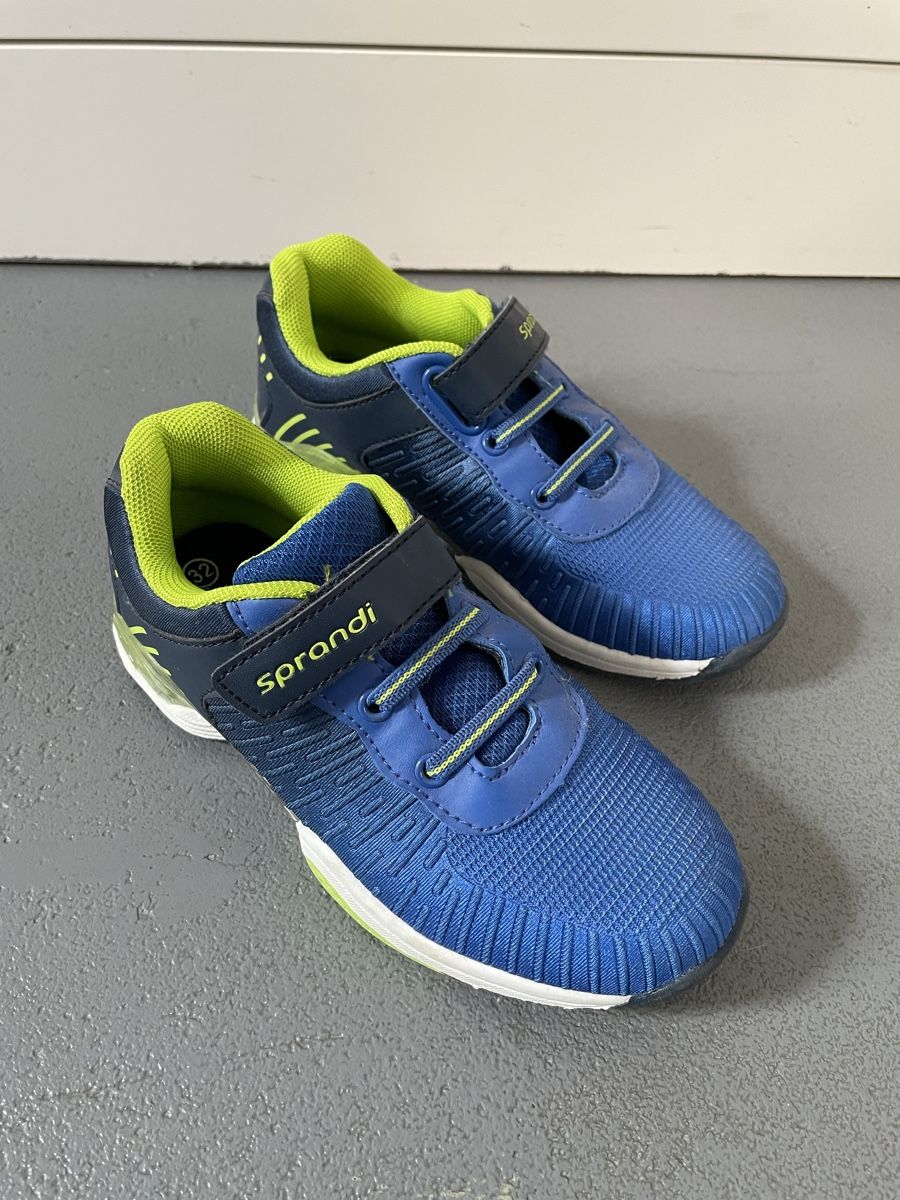 Schuhe für Jungen: Sprandi Sneaker Size 32 – Gebraucht aus Uznach von Player6 2
