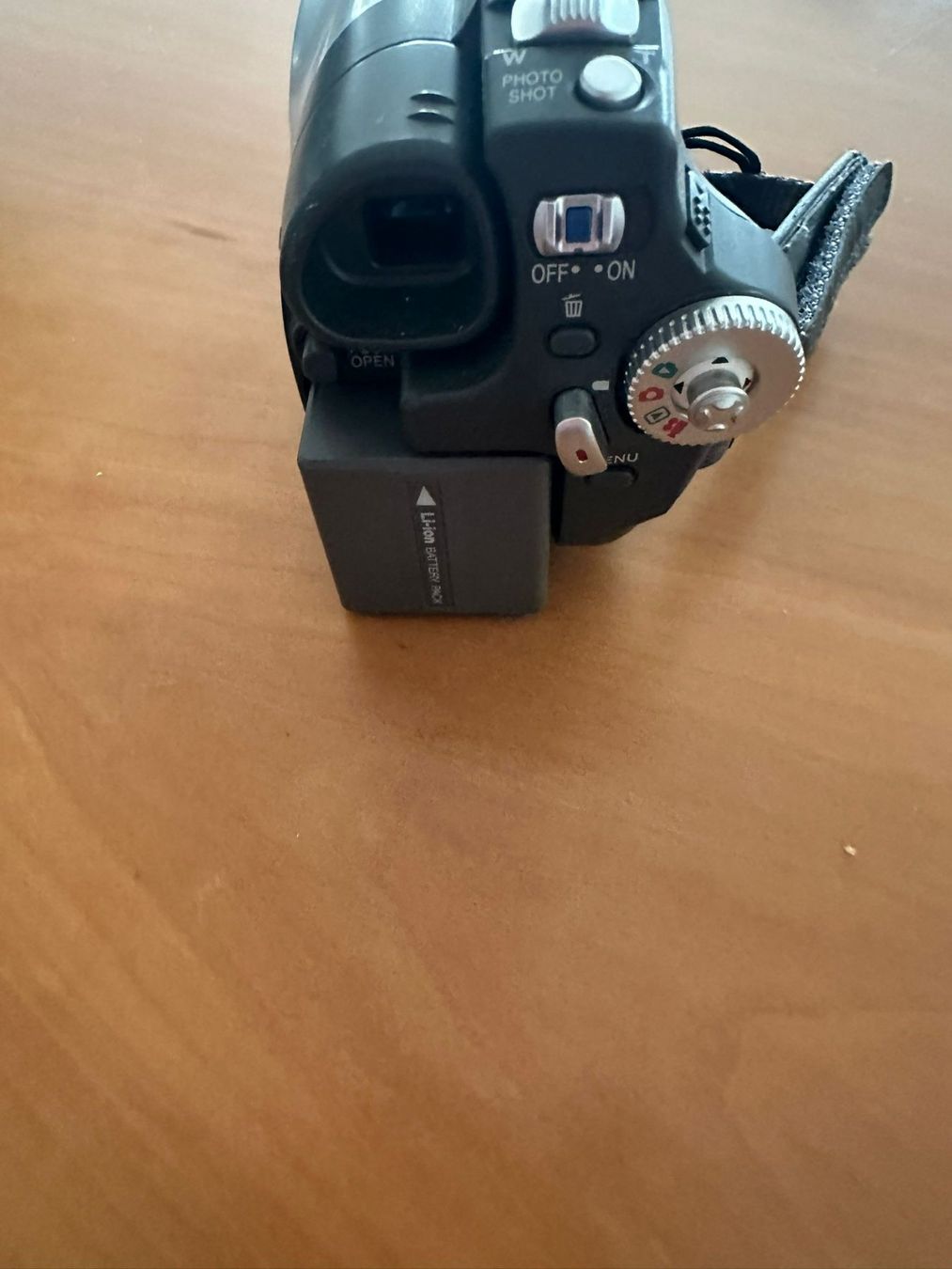 Panasonic Videocamere: Panasonic VDR-D150E Videokamera – Usato da Burgdorf venduto da Apfel62 4