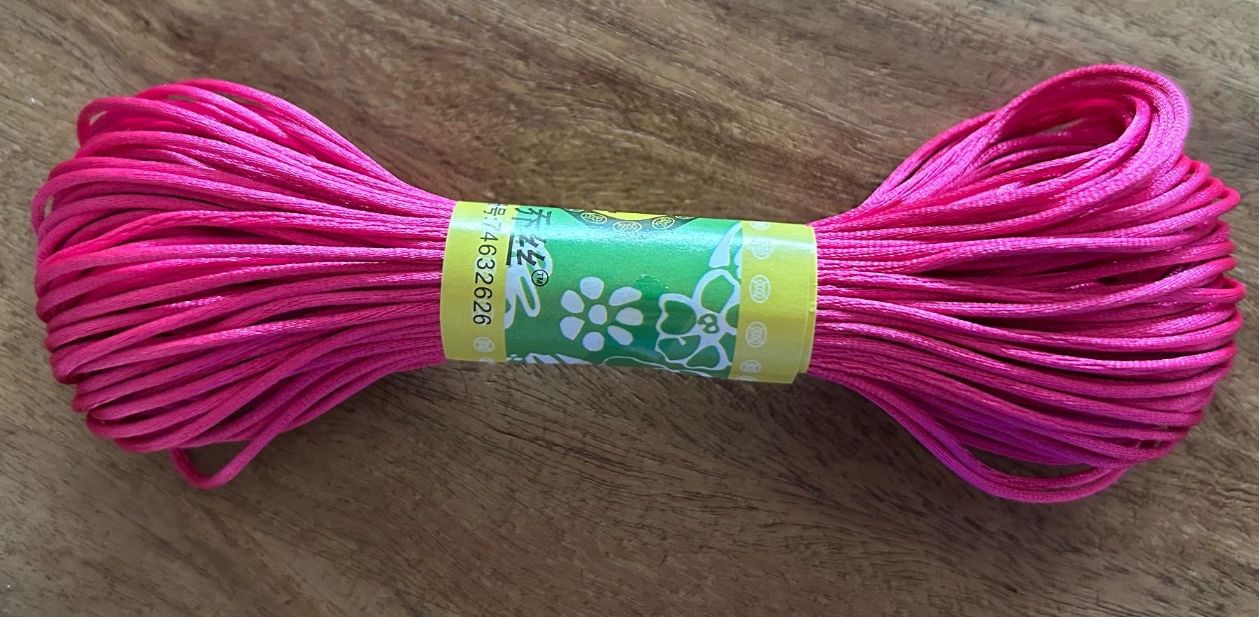 Cordicelle & Fili: Faden / Garn für Perlen, Makramee etc, 2mm, pink – Nuovo e nell'imballaggio originale da Geneve venduto da vane267