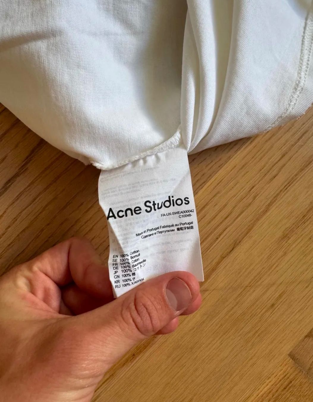 Acne Studios T-shirt: Acne Studios T-Shirt, Gr. S, weiss – Nuovo (secondo la descrizione) da Triesen venduto da dardaleni 4