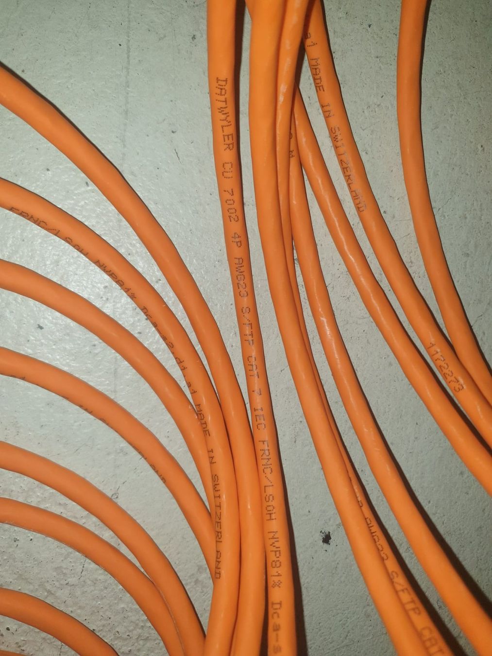 Dätwyler Cavi: Uninet 7002 Netzwerk Kabel – Nuovo e nell'imballaggio originale da Cham venduto da NeraHandel 2