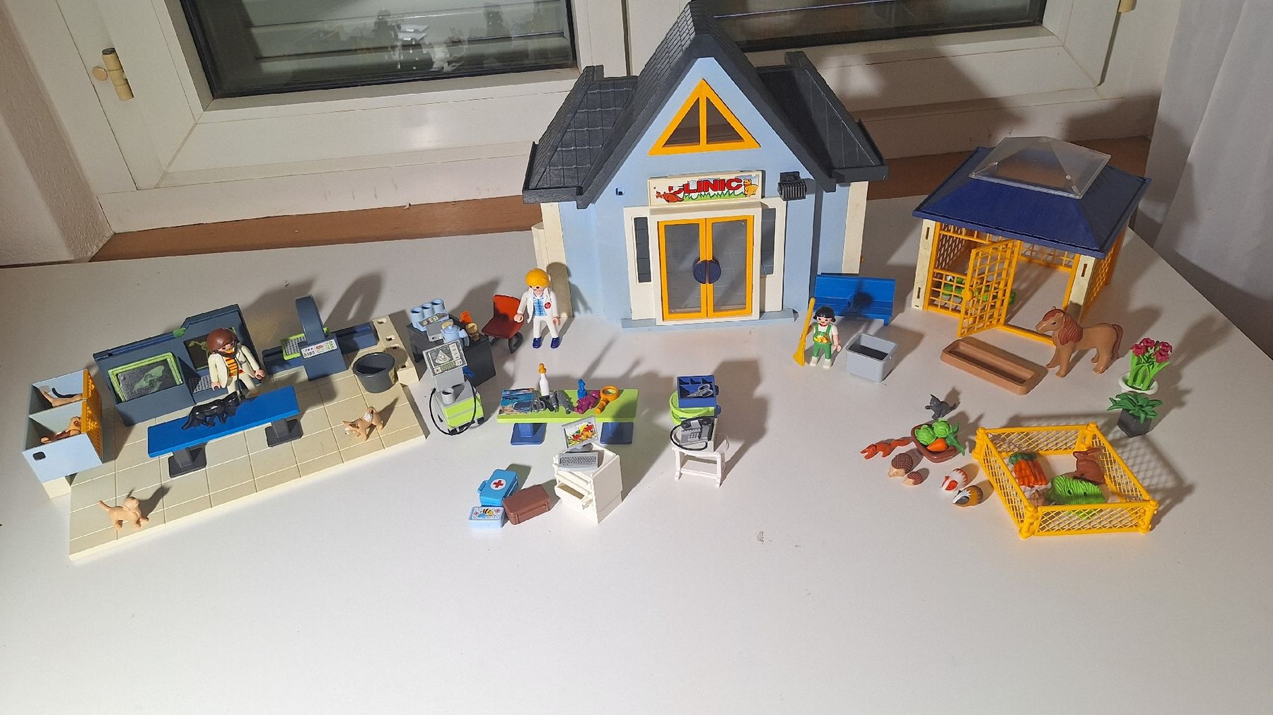 Playmobil Giocattoli: Playmobil Tierklinik – Usato da Winterthur venduto da pat.paw 5