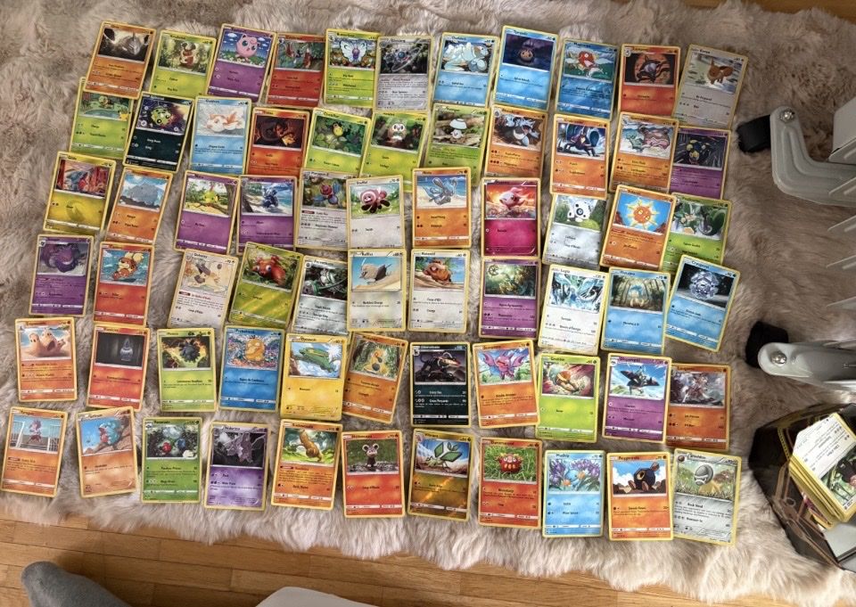 Cartoline: Lot de cartes pokemon  – Usato da Bulle venduto da Galawin 2