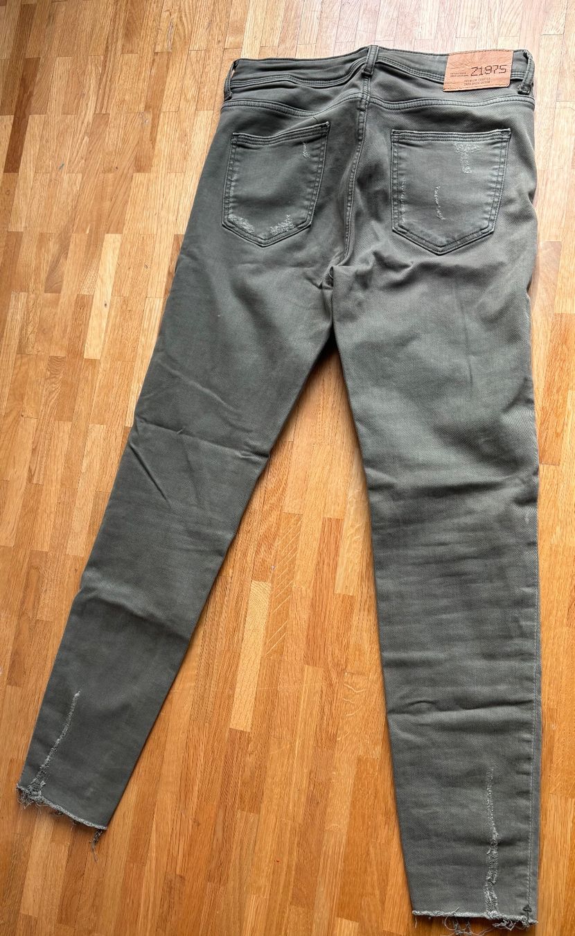 Zara Jeans: Jeans ZARA BASIC, taille 36 – Usato da Perly venduto da Flemprod01 2