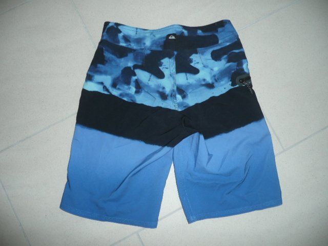 Quiksilver Badehosen: Badeshorts von Quicksilver Gr. 24 – Gebraucht aus Zug von falama 3