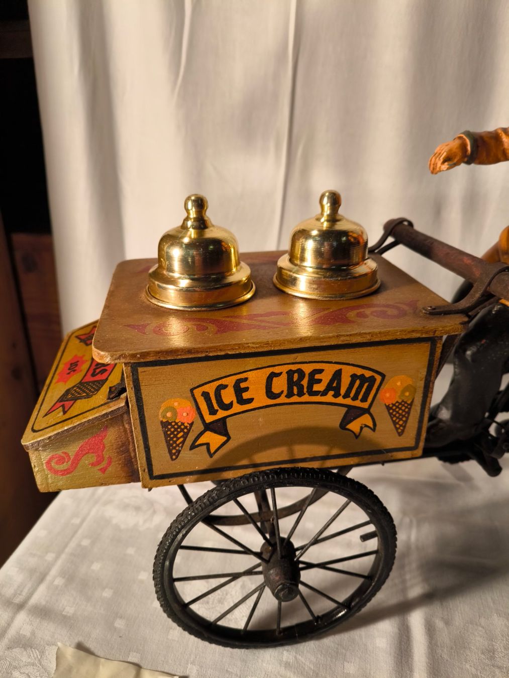 Figuren: Eisverkäufer Figur – Gebraucht aus Rorschacherberg von snOOpydOg11 2