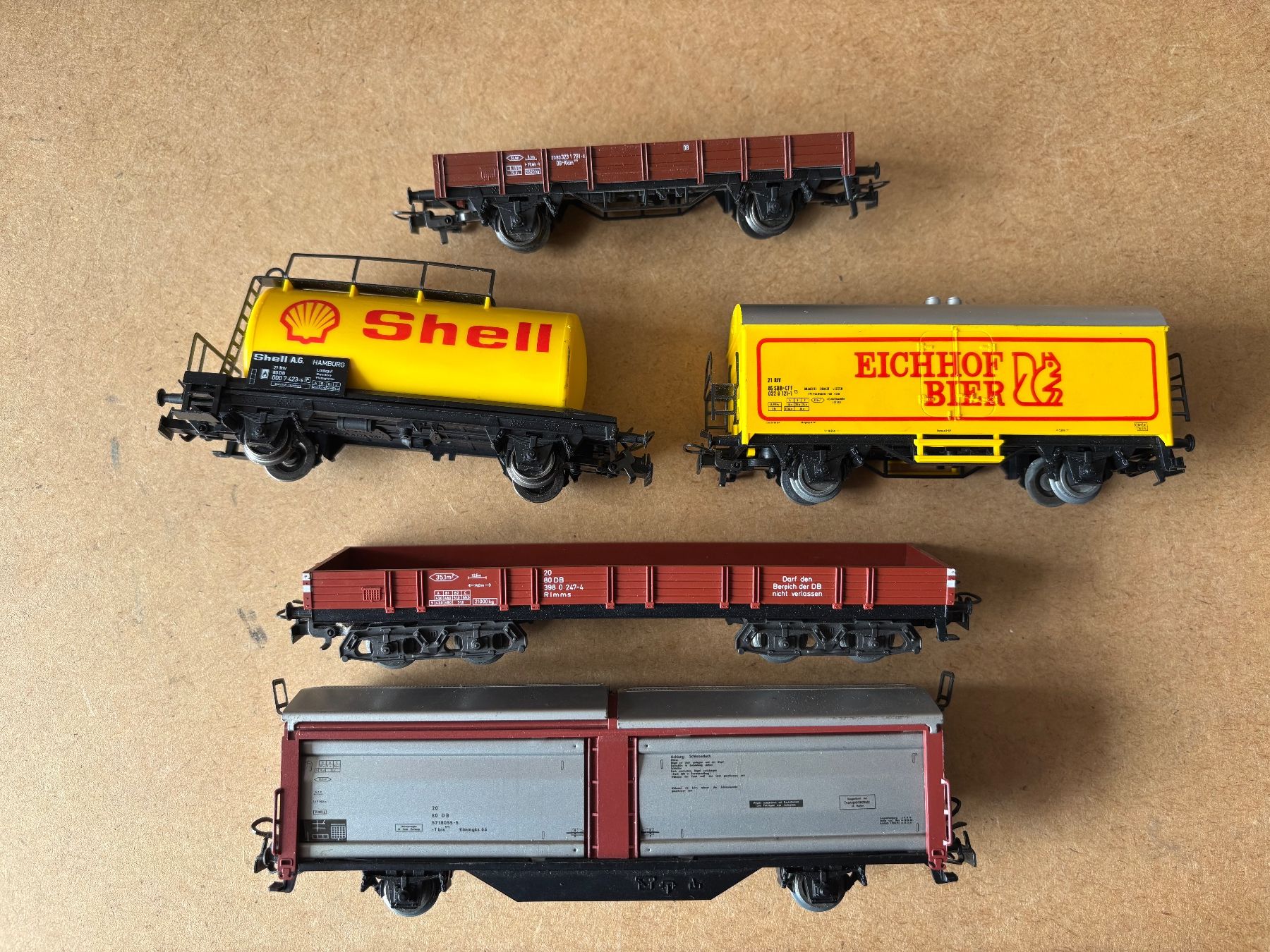 Märklin Modellini di ferrovie: 5x Marklin Guterwagen – Nuovo (secondo la descrizione) da Hauterive NE venduto da eriamch