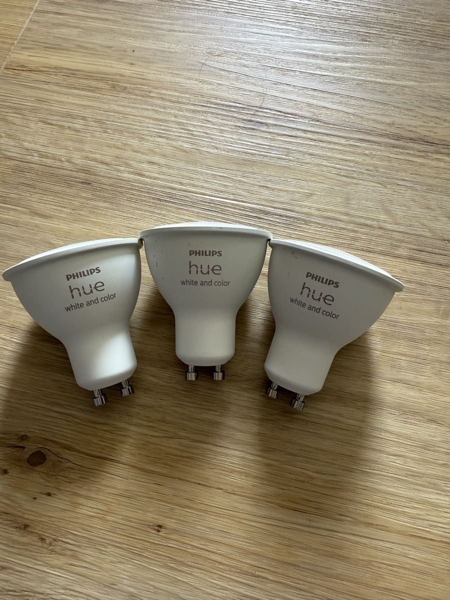 Philips Lampen: Philips Hue GU10 White & Col. Amb. 4.3 W – Gebraucht aus Basel von han_zkb7