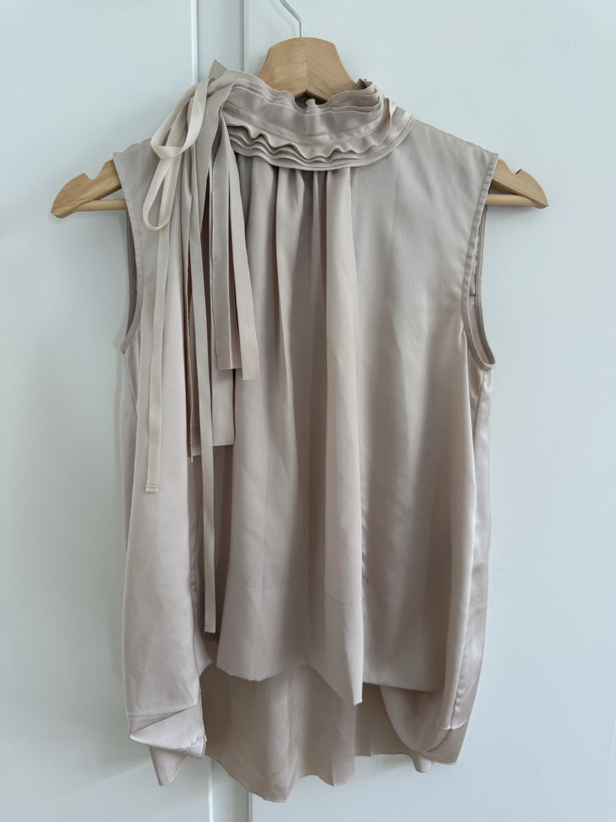 Blusen: Blouse im Seidenstyle – Neu (gemäss Beschreibung) aus Zürich von jul_5t9s 1