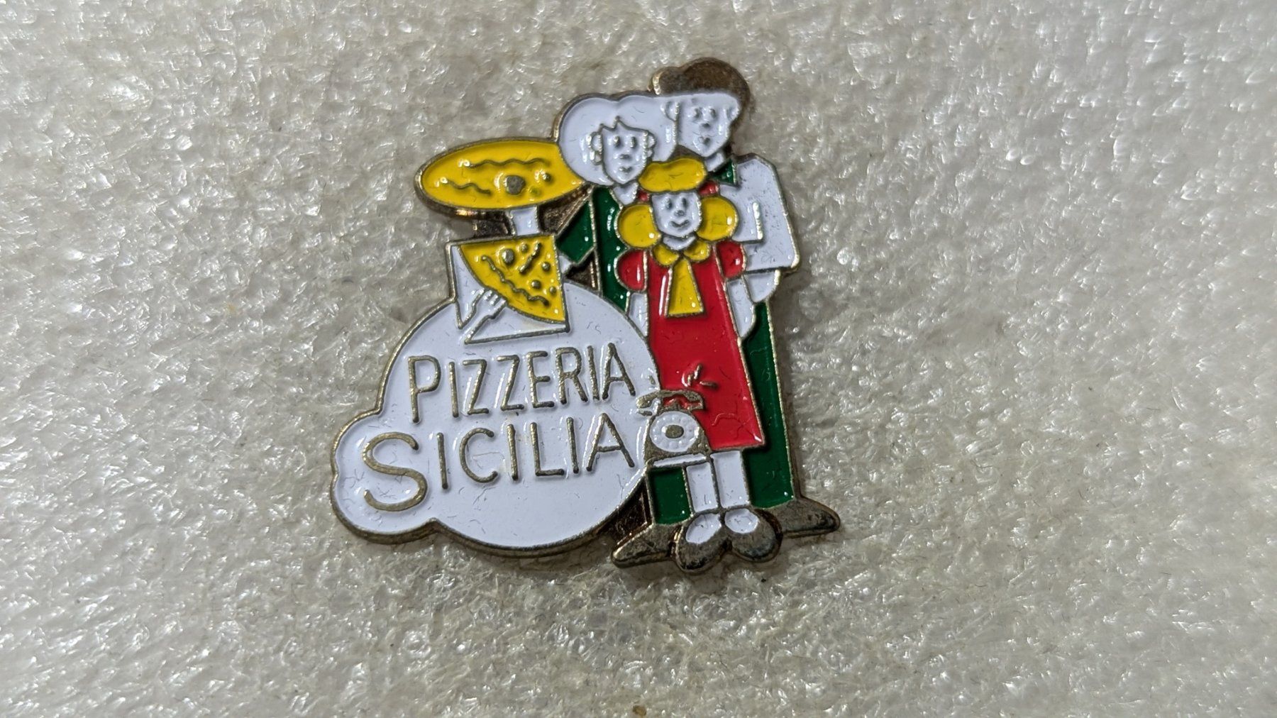 Placchette & Badge: Ansteckpin 169: Pizzeria Sicilia – Usato da Oppligen venduto da Pin-Fall-Shop