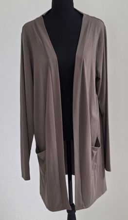 Strickjacke Damen Grösse XL  olivgrüne mit Taschen