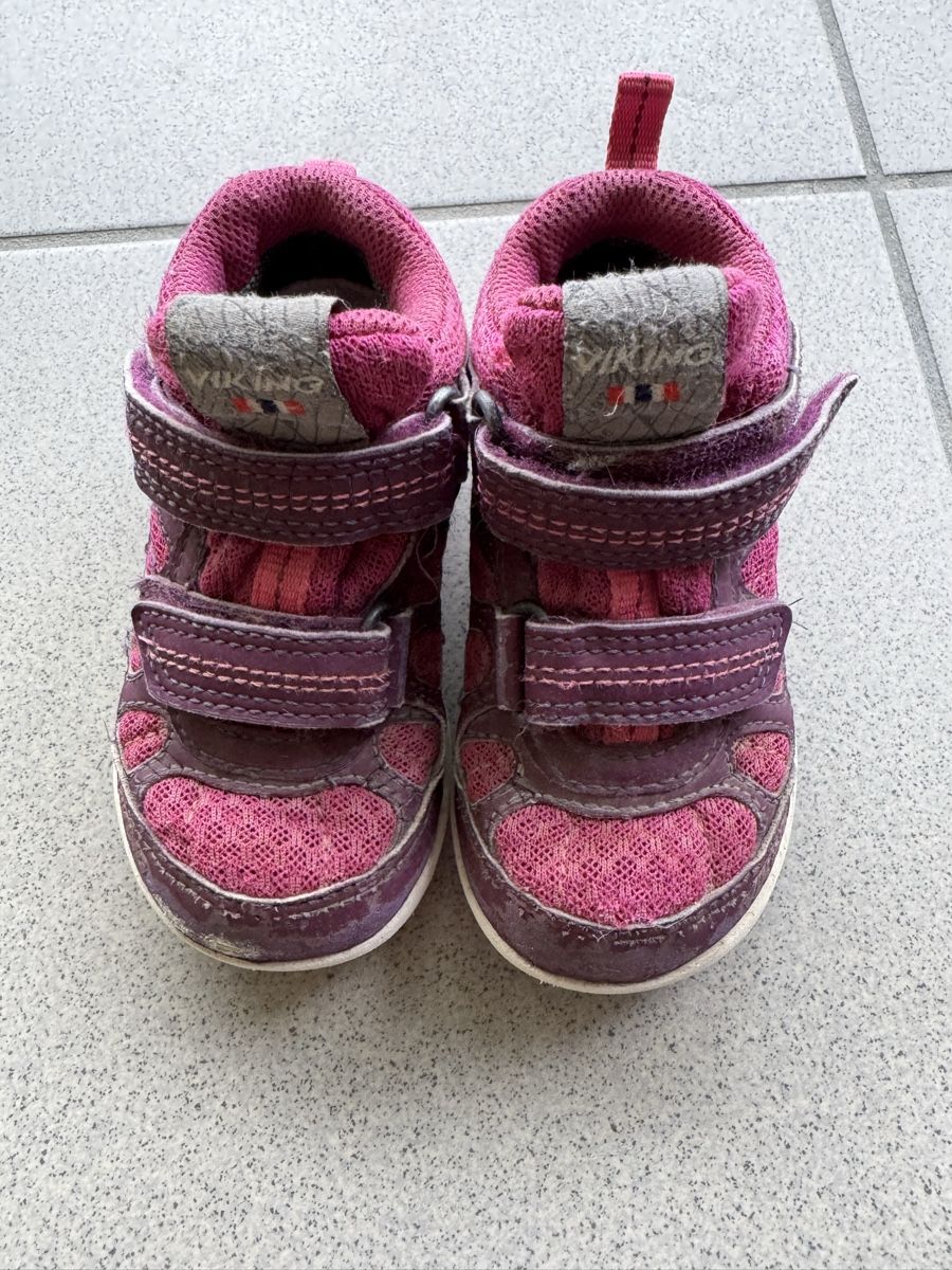 Scarpe per ragazze: Viking Kinderschuhe – Usato da Zug venduto da sil_j6rl