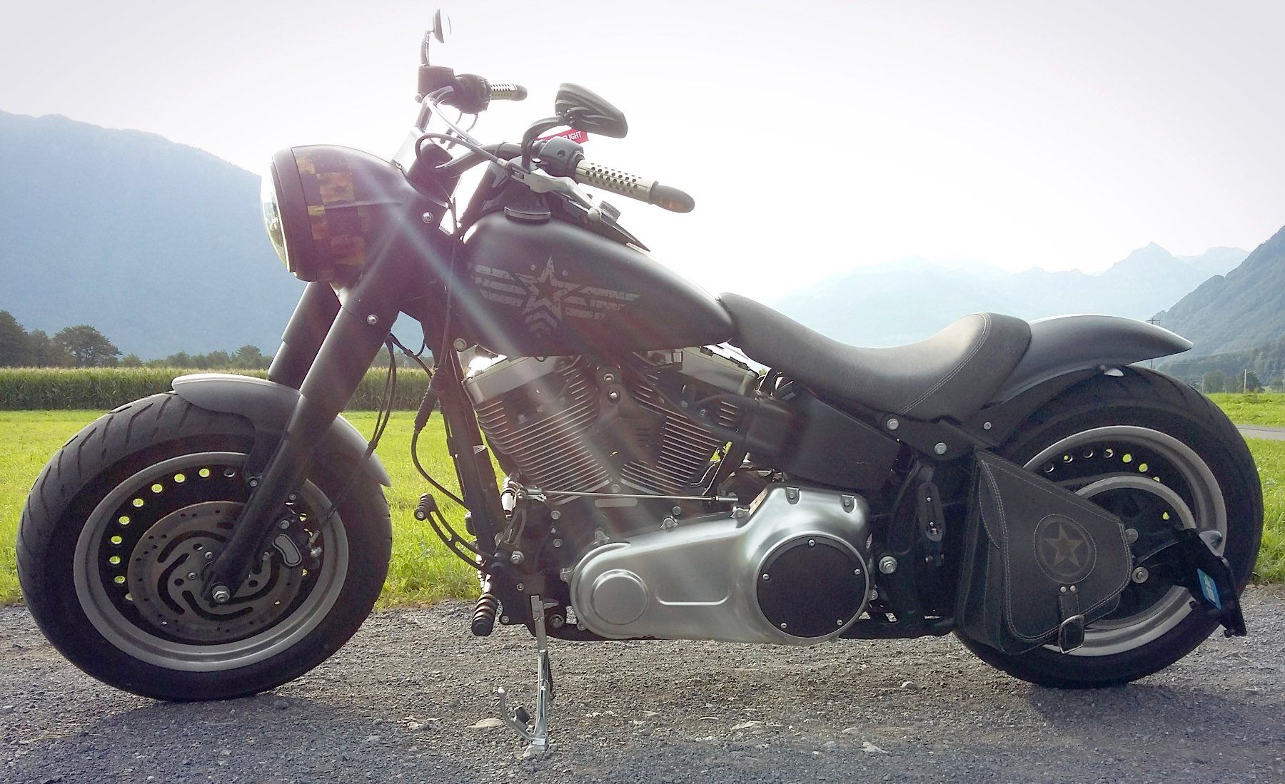 Harley-Davidson Chopper: Custom Harley, Fat Boy Special mit ABS, schwarz matt – Gebraucht aus Reichenburg von Vasquez27