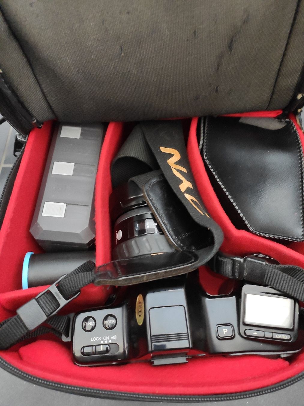 Minolta Fotocamera: Minolta Dynax 7000i analog Kamera mit Blitz – Usato da Kreuzlingen venduto da Seto18 5