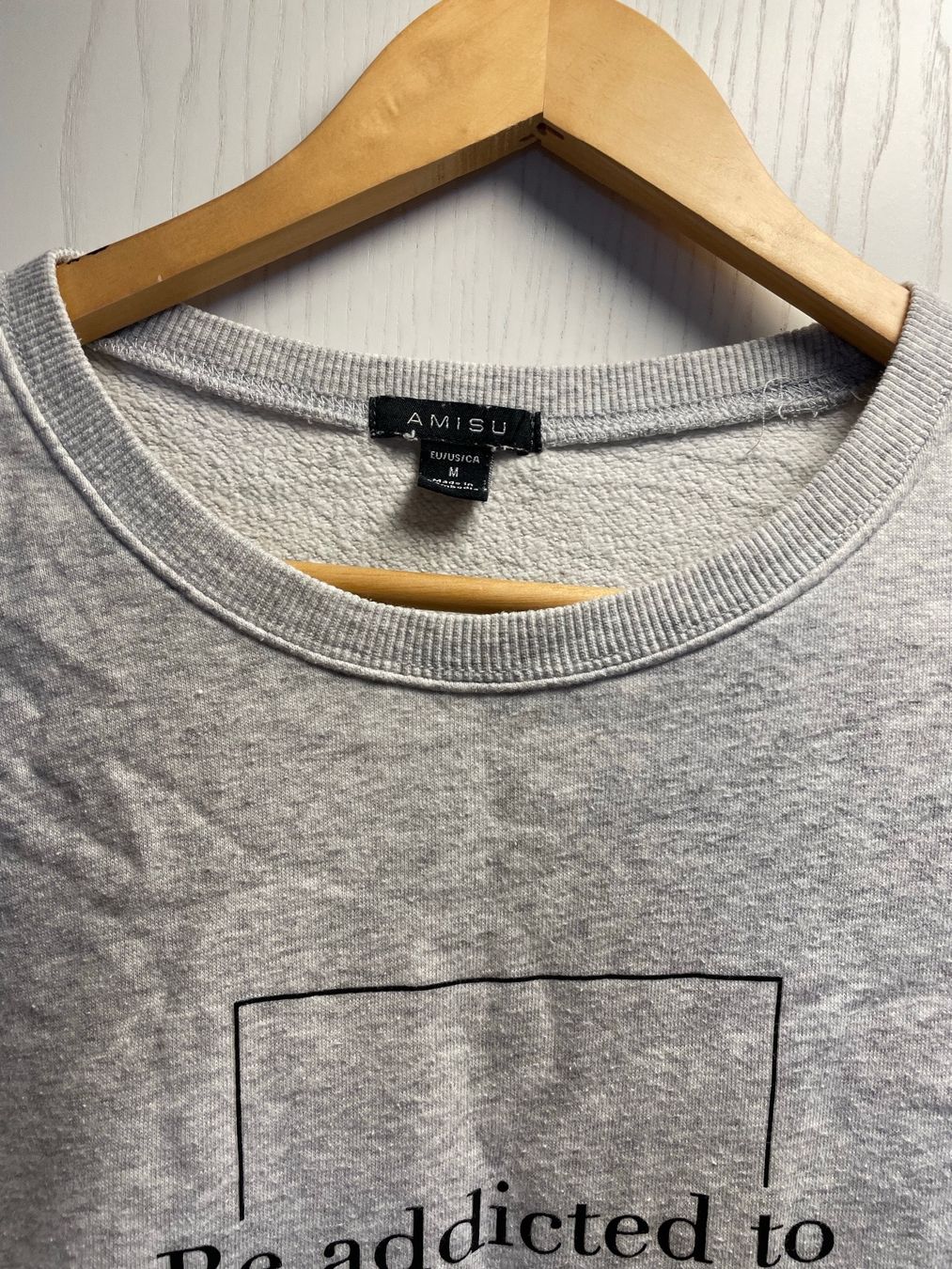 H&M Chemisiers: Damen Sweatshirt M – D'occasion à Tägerwilen par makcode09 1