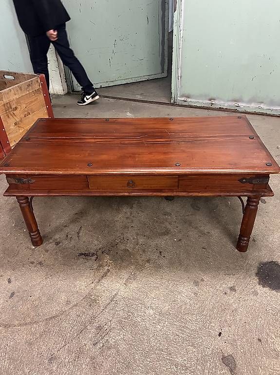 Tavoli: Table basse/console en véritable bois Shisham – Nuovo e nell'imballaggio originale da Petit-Lancy venduto da aur_wvs6