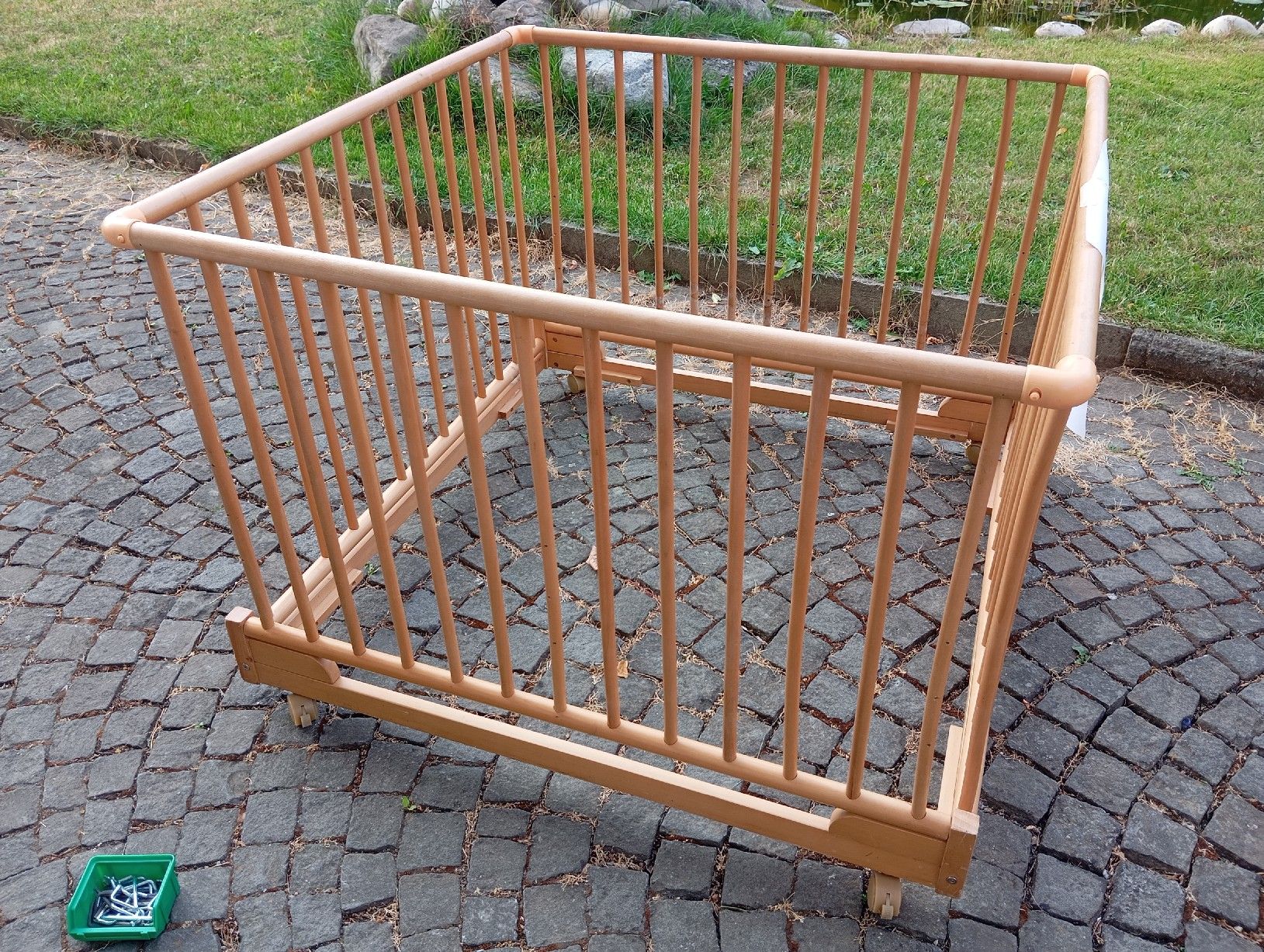 Box & Barriere di sicurezza: Laufgitter zusammenfaltbar – Usato da Langenthal venduto da rasananda 1