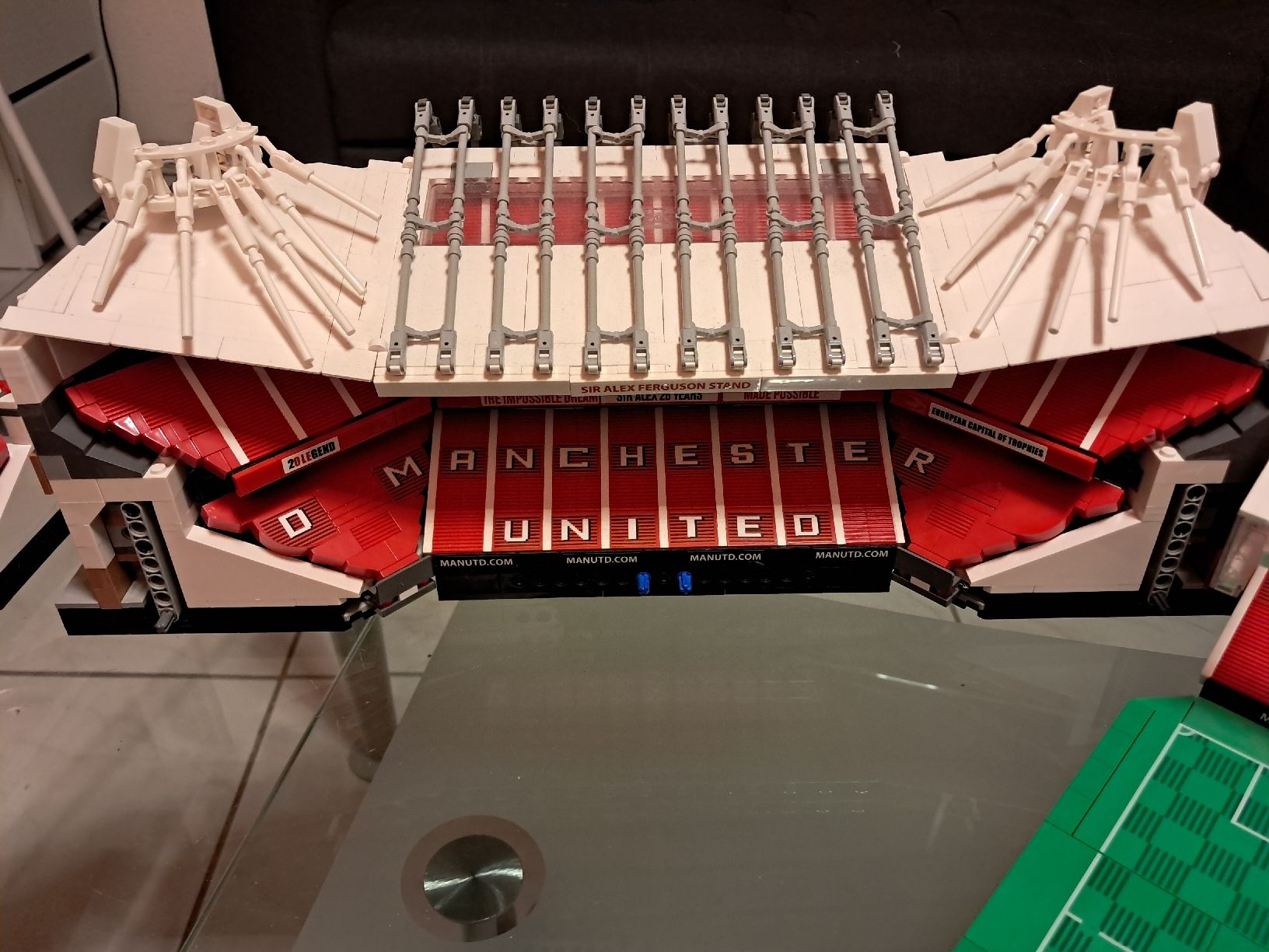 Lego Giocattoli: Lego Stadion Old Trafford 10272 – Usato da Egerkingen venduto da Pascal.FL 3