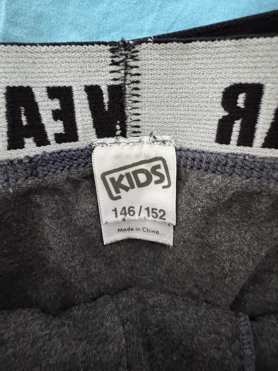 Biancheria intima: Kinder-Boxershorts Grösse 146/152 – Usato da Heiligenschwendi venduto da Miss-Marpel76 1