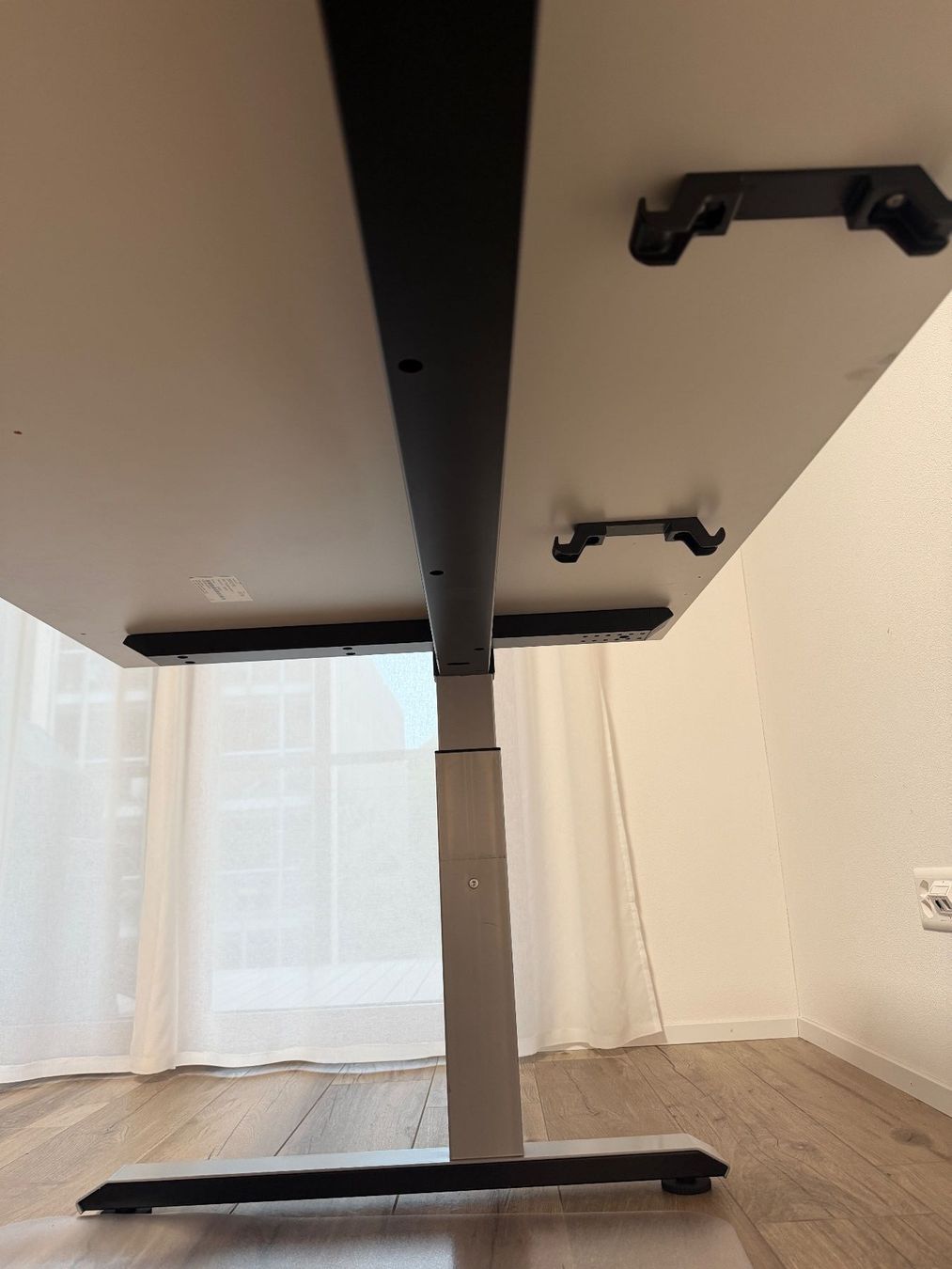 Sedus Scrivanie: Schreibtisch 140 x 80 – Usato da Frauenfeld venduto da nic_sc9b 2